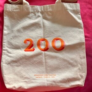 Authentic Louis Vuitton 200 tote bag